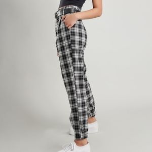 GARAGE Chelsea Pleated Pant